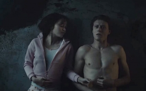 Putri Johnny Depp dan George MacKay Bertingkah Laku Seperti Serigala di Trailer 'Wolf'