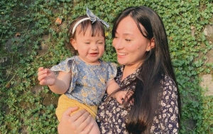  Asmirandah Pamer Baby Chloe Punya Hobi Bersih-bersih, Malah Dapat Permintaan Ini