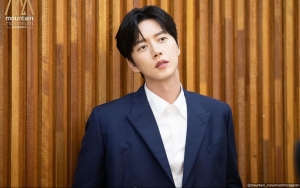 Park Hae Jin Terciduk di Lokasi 'From Now On, Showtime!' Bersama Pemain Lain, Sudah Mulai Syuting?
