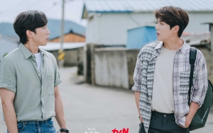 Kim Seon Ho Cemburu Buta Bak Anak Kecil di 'Hometown Cha-Cha-Cha' Jadi Perbincangan