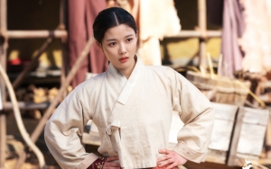 3 Pesona Kim Yoo Jung Yang Curi Perhatian Penonton di 'Red Sky'