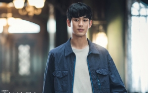 Kim Soo Hyun Ganteng Abis Jadi Anak Kuliahan, Tim 'One Ordinary Day' Puji Bak Permata