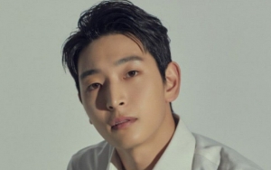 Totalitas Banget, Jinwoon 2AM Rela Berlatih Merokok Selama 3 Bulan Demi Film 'Brother'