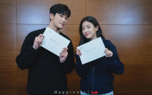 Han Hyo Joo dan Hyungsik Cs Bak Lawan Arus, Tim Produksi 'Happiness' Janjikan Keseruan Berbeda