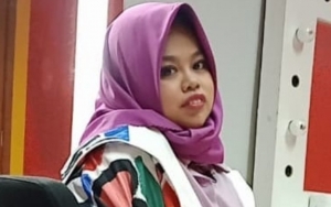 Rahmawati Kekeyi Kembali 'Lepas Hijab', Kecantikannya Dipuji Bak Lisa BLACKPINK