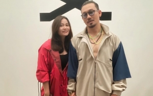 Denny Sumargo Pamer Momen Ndusel-Ndusel Manja, Inikah Bukti Valid Istri Cantik Sedang Hamil?