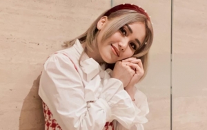 Pernah Di-Notice Cha Eun Woo, Gaya Ayu Ting Ting Kini Lukis Logo ASTRO Jadi Sorotan