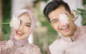 Simbol Jodoh, Mbah Mijan Sebut Warna Aura Ria Ricis dan Teuku Ryan Ini Sama-sama Dominan