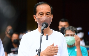 Jokowi 'Resah' Banyak Masyarakat Terjerat Bunga Tinggi Pinjol, Beri Perintah Ini ke OJK