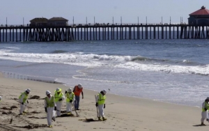 Pantai Selatan California Siap Dibuka Kembali Usai Insiden Kebocoran Minyak Mentah