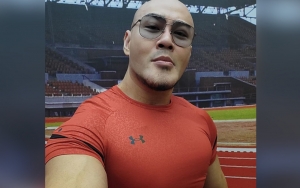 Deddy Corbuzier Akhirnya Blak-blakan Beber Alasan Tak Terduga Selalu Tampil Plontos