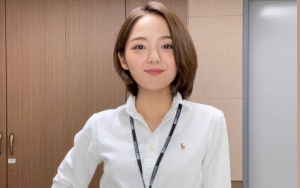 Pinggang Ramping Seo Shin Ae Mengintip Saat Berpose Bebas Sukses Curi Fokus