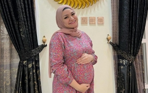 Gelar Acara 7 Bulanan, Penampilan Nathalie Holscher Curi Perhatian