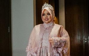 Rahmawati Kekeyi Pamer Foto Couple Bareng 'Oppa' Tampan, Bagian Wajah Malah Bikin Salfok