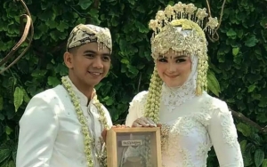 Resmi Menikah, Ridho DA Pamer Momen Uwu Bareng Istri di Postingan Perdana Usai Sah Jadi Suami