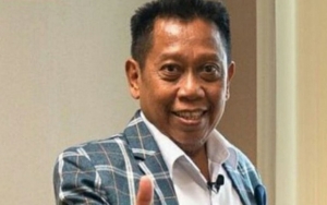 Tukul Arwana Akhirnya Pulang dari Rumah Sakit, Keluarga Beri Sambutan Hangat Sukses Bikin Terharu
