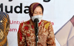 Mensos Risma Bertolak Ke Bali, Beri Bantuan Logistik Dan Santunan Kepada Korban Gempa