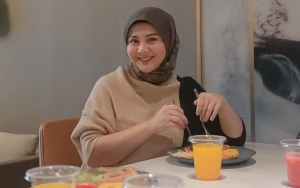 Diminta Tips Agar Tak Cemas Saat Janin Terlilit Tali Pusar, Kesha Ratuliu Bongkar Rutinitas Penting
