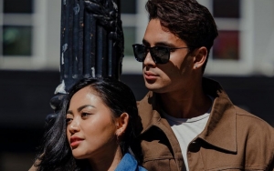 Beredar Foto Rachel Vennya Disebut Nangis Gemetaran Ditenangkan Pacar Ketika Jalani Pemeriksaan