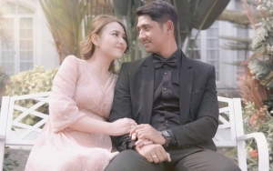 Silet Awards 2021: Amanda Manopo Hampir Jatuh di Atas Panggung, Aksi Gercep Arya Saloka Disorot
