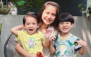 Putri Titian Bikin Khawatir Hingga Ramai Diserbu Fans Usai Tak Muncul di Sosmed: Lagi Nginep di RS