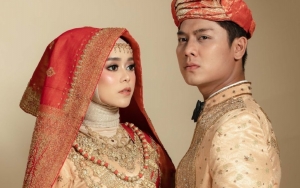 Rizky Billar 'Tega' Naik Kursi Roda Didorong Lesty Kejora yang Tengah Hamil Besar