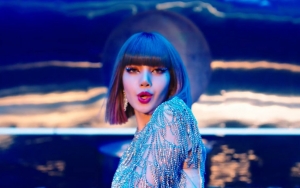 Lisa Blackpink Pamerkan Rap Dan Tarian Heboh Di Mv Sg Bareng Dj Snake Megan Thee Stallion<script async src=