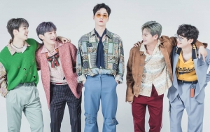Lee Jun Young U-KISS cs Pamer Senyum Menawan Ala Anak Band di Poster 'Let Me Be Your Knight'