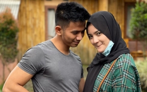 5 Hari Menikah, Ridho DA Pamer Perut Buncit Dielus-Elus Sang Istri Cantik Bikin Ngakak