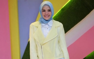 Diterpa Isu Menista Agama, Nikita Mirzani Murka Siap Lacak Presenter TV dan Ustaz Ini