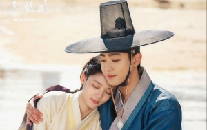 Kim Yoo Jung dan Ahn Hyo Seop Akhirnya Pelukan di 'Red Sky', Fans Minta Lebih Mesra