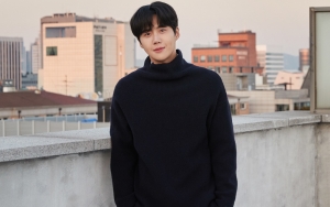 Kim Seon Ho Kemungkinan Tetap Bintangi 'Sad Tropical', Bakal Comeback Lebih Cepat?