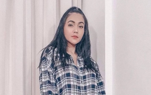Tegas Tapi Lembut, Denada Sampaikan Kabar Sedih Ini ke Sang Putri