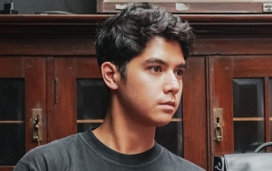 Al Ghazali Komentari Potret Anjing Bebas Berkeliaran di Masjidil Haram: No Problem!