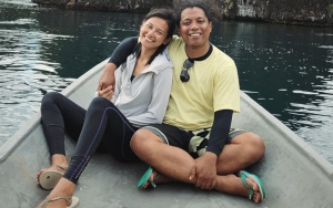 Rekam Indah Permatasari Asyik Joget Energik, Arie Kriting: Istriku Bocah Tolol