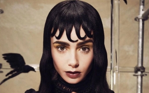 Lily Collins Akui Karakternya di 'Emily in Paris' Mungkin Memang Menyebalkan