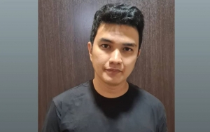 Sambi Melas, Aldi Taher Turun Di Jalanan Minta Tolong Masyarakat Agar Tonton Filmnya