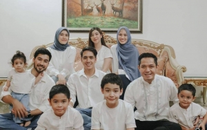 Pindah dari Islam, Kakak Tampan Alyssa Soebandono Nangis Dipeluk Ibunda Usai Masuk Kristen