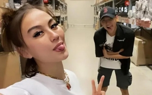 Agnes Monica Jadi Biarawati Cantik Saat Halloween, Muka Pacar Dihiasi Salib Bikin Merinding