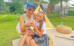 Lewat Konten Bahasa Batak, Melaney Ricardo Persiapkan Chloe Si Putri Cantik Terjun di Dunia Artis?