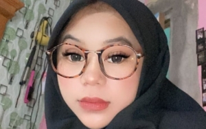 Cimoy Montok Pamer Wajah Ala Kadarnya Usai Dibully Lepas Hijab dan Pindah Agama: Terlahir Kuat!