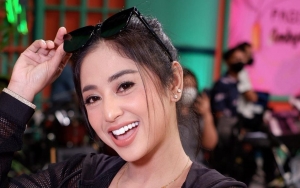 Dewi Persik Miris Banyak Orang Mulai Melupakan Etika