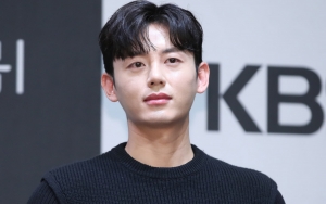 Merasa Difitnah, Lee Ji Hoon Kesal Usai Dituding Gunakan Pengaruhnya untuk Ganti Penulis 'Sponsor'