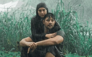 Romantisnya Irish Bella Kenang Momen Hujan-hujanan Saat Go Public dengan Ammar Zoni, Bikin Baper