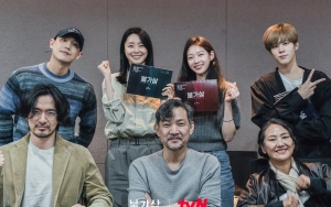 Jalani Baca Naskah, Lee Jin Wook dan Kwon Nara Cs Kenalkan Karakternya di 'Bulgasal: Immortal Souls'