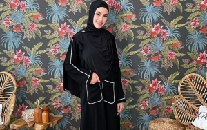 Reaksi Kartika Putri Ditanya Kemungkinan Lepas Hijab, Singgung Pakaian Seksi Hingga Akhirat