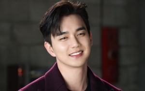 Yoo Seung Ho Siap Tunjukkan Pesona Baru di 'When Flowers Bloom, I Think of the Moon', Ini Bocorannya