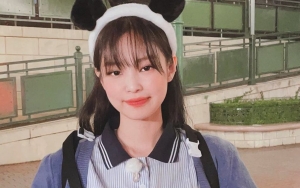 Misteri Kaus Kaki dan Sepatu Jennie BLACKPINK Ini Belum Terpecahkan oleh Fans