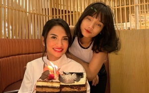 7 Potret Fuji Adik Ipar Vanessa Angel, Bangun Yayasan Untuk Gala Sky