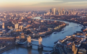 64 Tahun 'Mati', Sungai Thames Inggris Kini Dihuni Hiu Beracun Sampai Kuda Laut